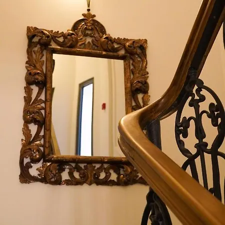 Felix Kanitz - In The Heart Of Kapana District *