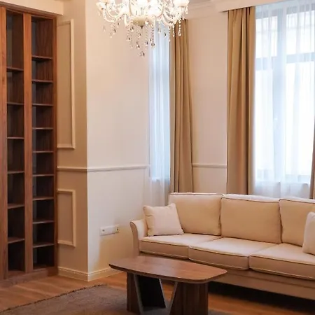 Felix Kanitz - In The Heart Of Kapana District Apartment