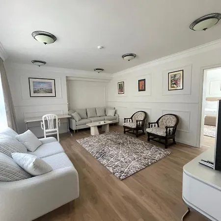 Apartment Felix Kanitz - In The Heart Of Kapana District Plovdiv