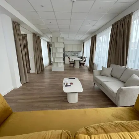 Felix Kanitz - In The Heart Of Kapana District Apartment