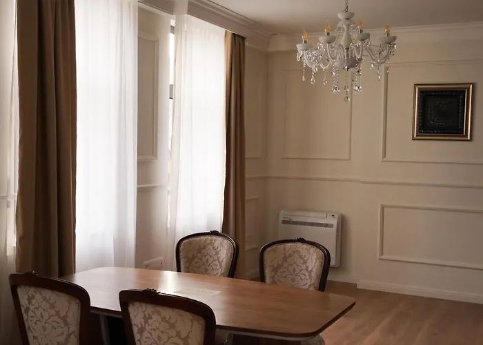 Felix Kanitz - In The Heart Of Kapana District * 普罗夫迪夫